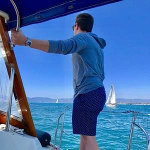 Meet your Posher, Evan